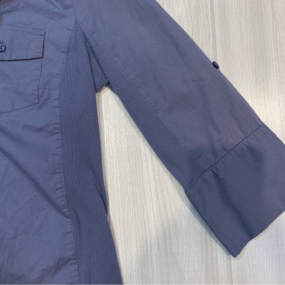 Daisy Fuentes Blue 3/4 Button Up - Picture 4 of 5